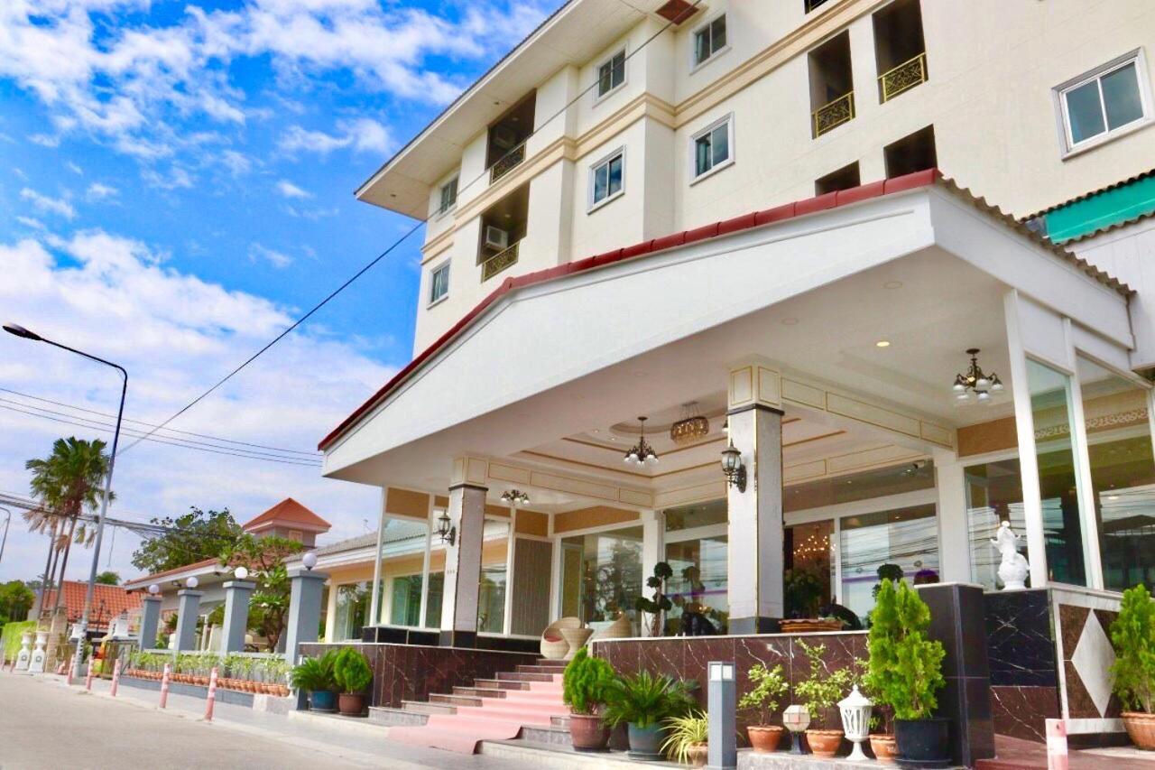 Napheera Royal Tel Hotel Ban Khlong Bang Krathiam Eksteriør billede
