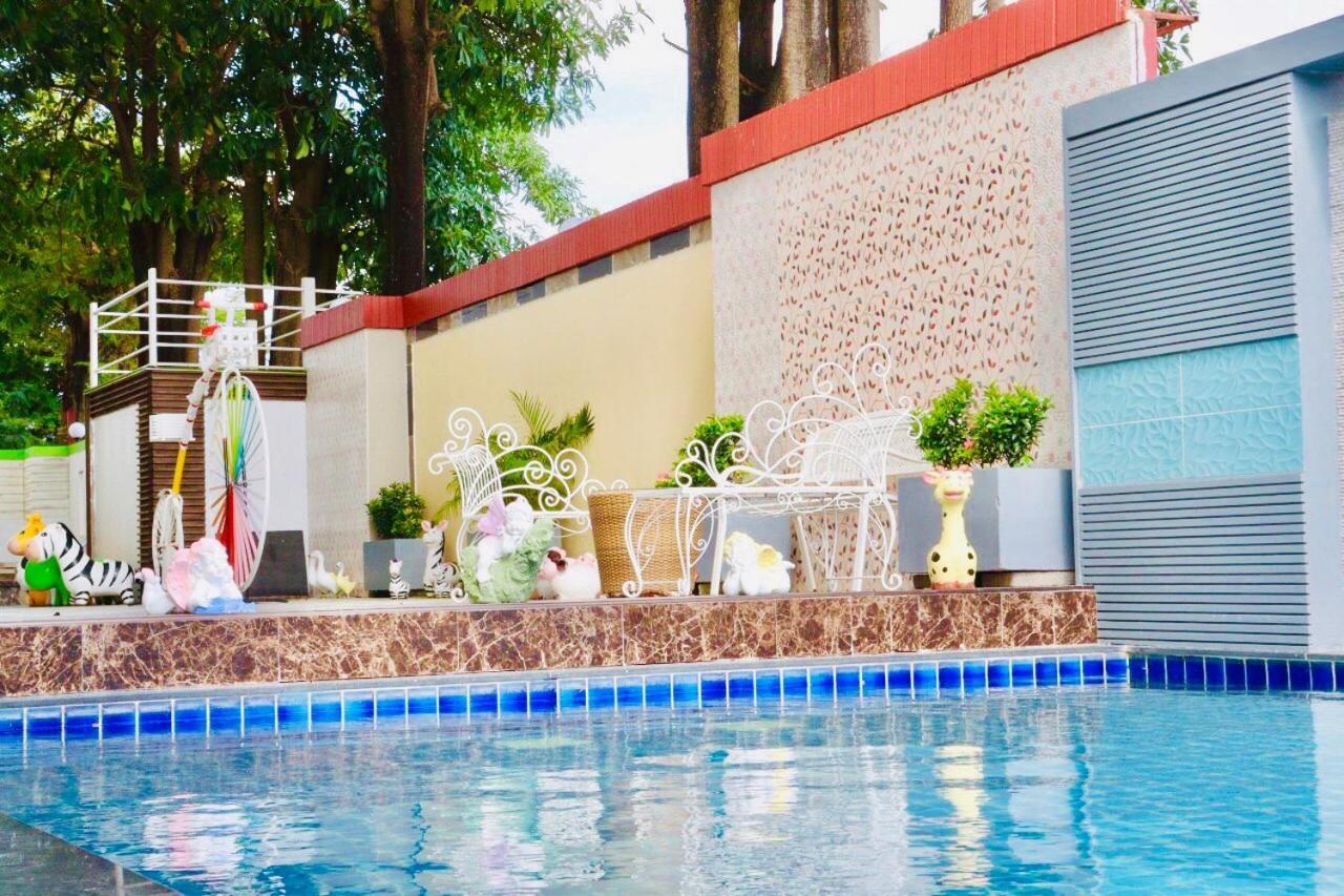 Napheera Royal Tel Hotel Ban Khlong Bang Krathiam Eksteriør billede