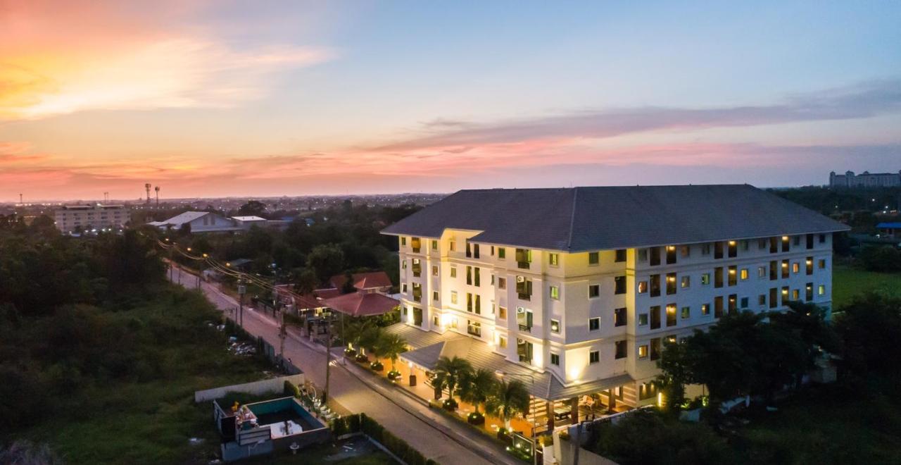 Napheera Royal Tel Hotel Ban Khlong Bang Krathiam Eksteriør billede