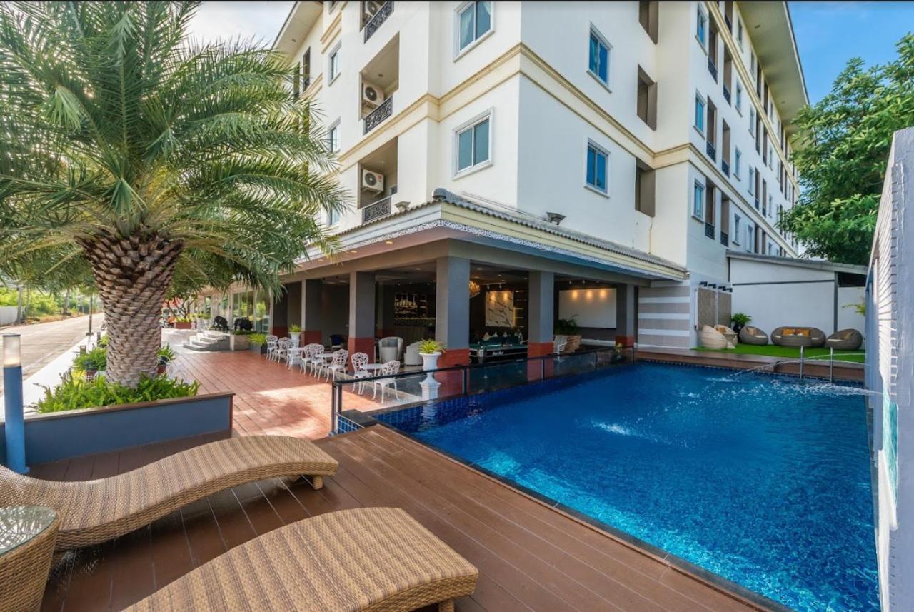 Napheera Royal Tel Hotel Ban Khlong Bang Krathiam Eksteriør billede
